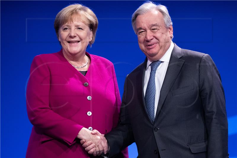 Merkel i Guterres govorit će na Petersberškom klimatskom dijalogu