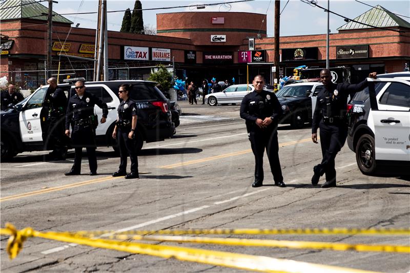 Los Angeles: svećenik uhićen ispred gradonačelnikova doma zbog uhođenja