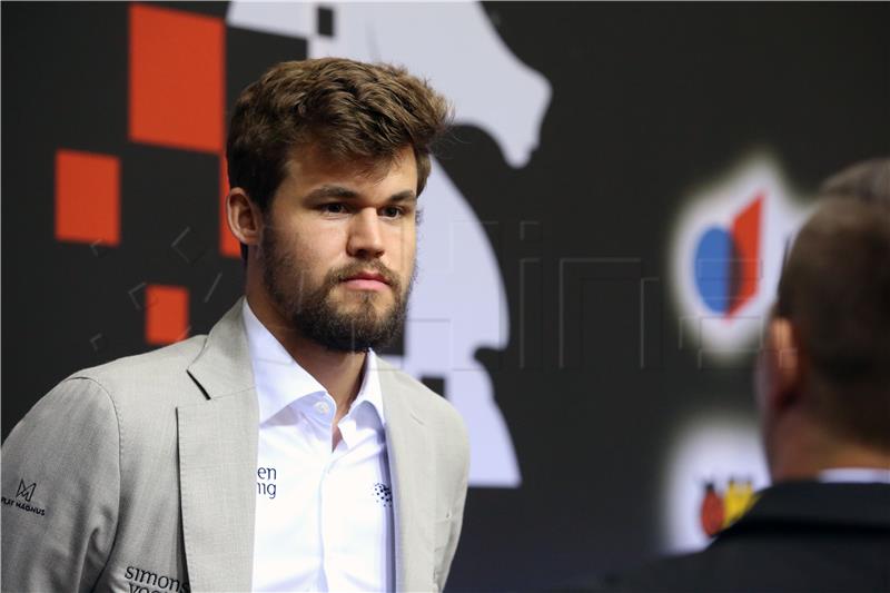 Internetski turnir: Carlsen drugi finalist