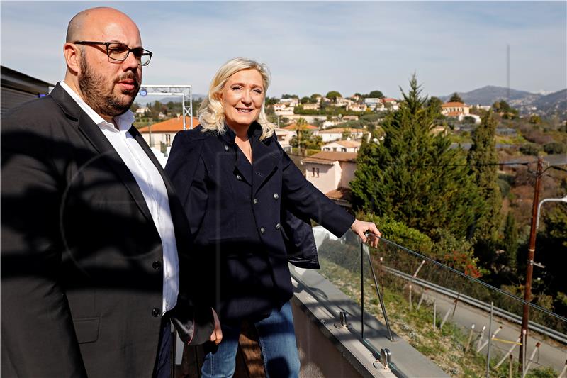 Svaki peti Francuz misli da bi Le Pen bila bolja od Macrona - anketa