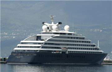 "Scenic Eclipse" ship berthed in Rijeka until COVID-19 pandemic is over