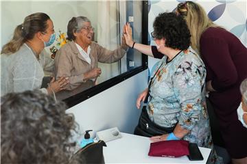 PORTUGAL PANDEMIC ELDERLY PEOPLE EMOTIONS BOX