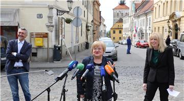 Konferencija za medije Anke Mrak Taritaš