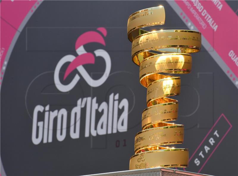 (FILE) ITALY (FILE) ITALY CYCLING GIRO D'ITALIA