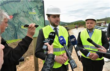 Čorić nazočio otvaranju radova na gradnji retencije Ogulin 