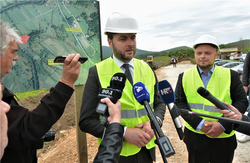 Ćorić nazočio otvaranju radova na gradnji retencije Ogulin