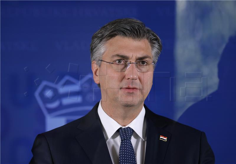 VLADA Plenković: Vlada će s najvećim poštovanjem čuvati dignitet Domovinskog rata