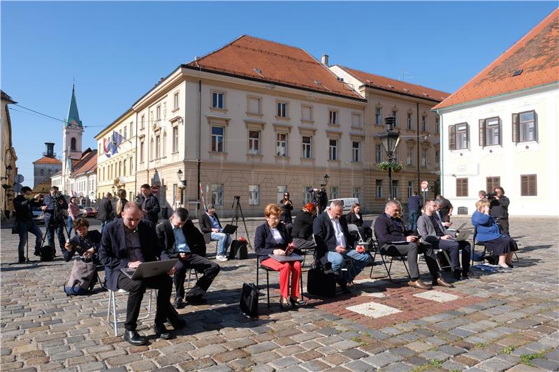 Zagreb City Assembly opposition holds protest sitting in St. Mark's Square