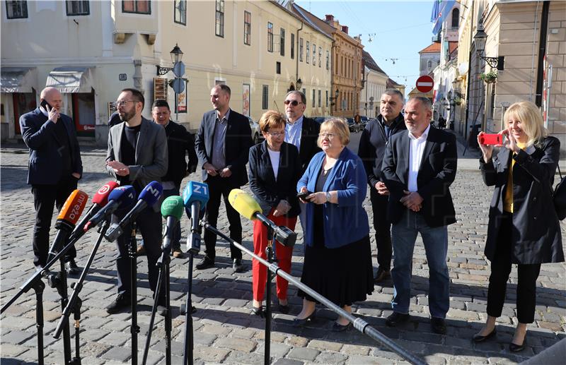 Bandić oporbi na Trg sv. Marka poslao vozilo za čišćenje ulica 