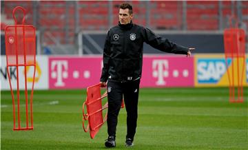 (FILE) GERMANY SOCCER BAYERN MUNICH KLOSE