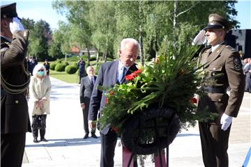 Polaganje vijenaca u povodu 75. obljetnice pobjede nad fašizmom