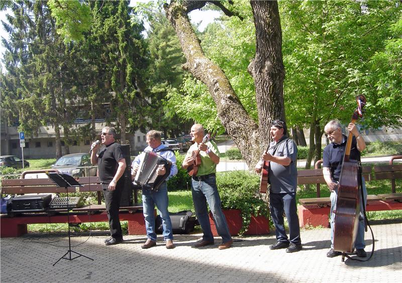 Sisak: Koncert na otvorenom za Dan Europe