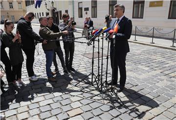 Premijer Plenković prihvatio ostavku ministra Krstičevića