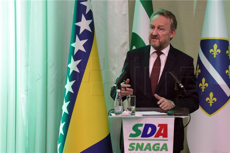 Izetbegović poziva HDZ BiH da surađuje s Bošnjacima 