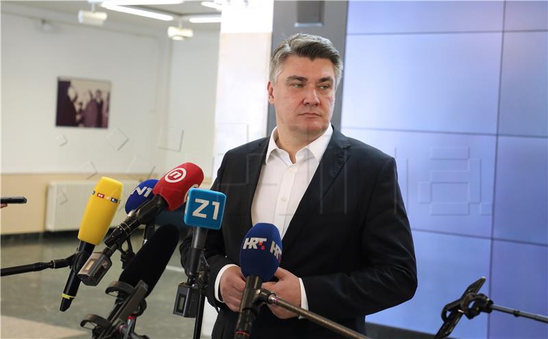 Predsjednik Milanović posjetio Fakultet elektrotehnike i računarstva