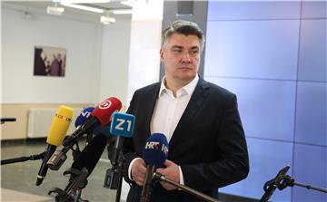 Predsjednik Milanović posjetio Fakultet elektrotehnike i računarstva