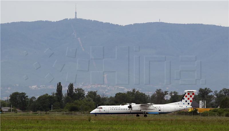 Prvi zrakoplovi Croatia Airlinesa iz Splita sletjeli u Zagreb