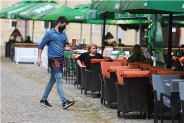 Osječki ugostiteljski objekti  otvorili terase