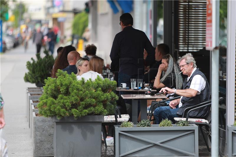 Osječki ugostiteljski objekti  otvorili terase