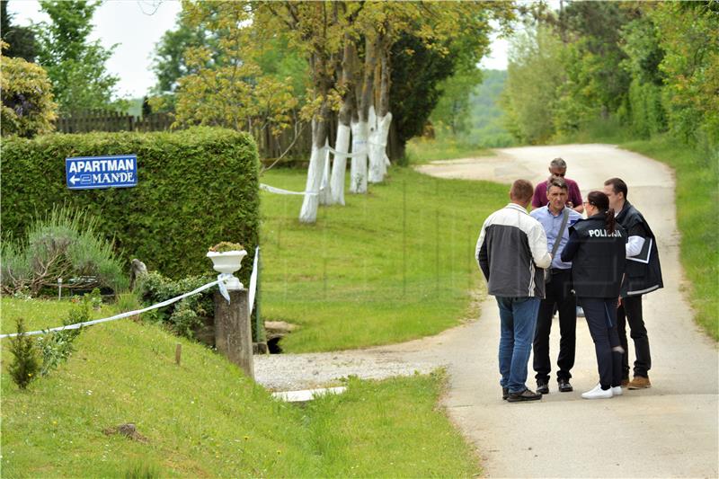 U Dugoj Resi sin hladnim oružjem ubio oca