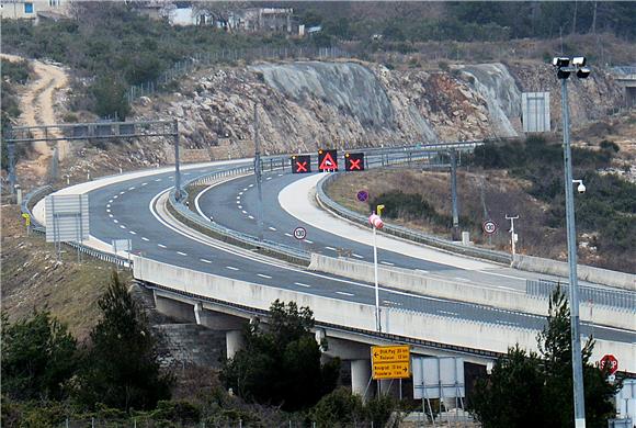 HAK: Prometna nesreća na A1 kod naplatne postaje Demerje