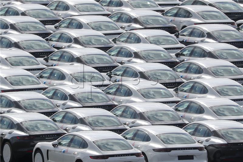 Globalna prodaja automobila past će ove godine za 20 posto - Moody's