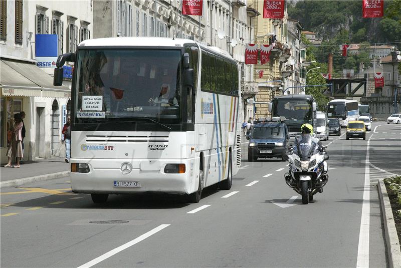 Rijeka: Prosvijed povremenih autobusnih prijevoznika