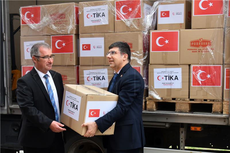 Turkish TIKA agency donates aid to poor in Vukovar-Srijem County