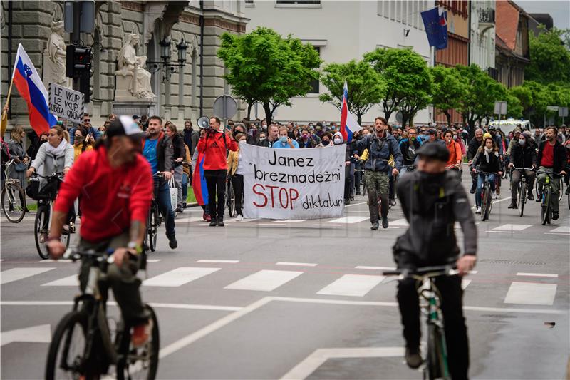 Slovenija: novi  "biciklistički"prosvjedi protiv vlade