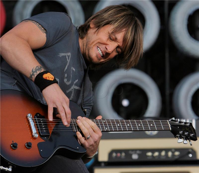 Keith Urban održao koncert u drive-in kinu