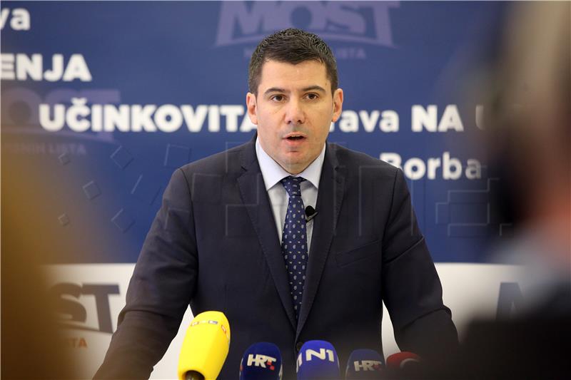 Tiskovna konferencija Mosta