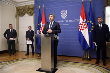 Plenković: Svi stradali u potresu imat će uvjete dostojne za život