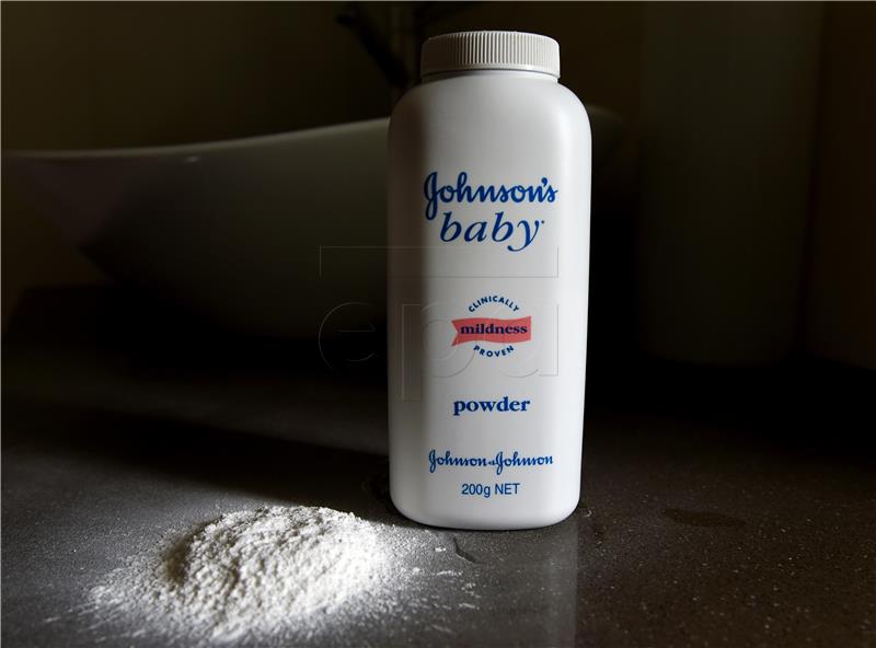 Johnson & Johnson prestaje s prodajom baby pudera u SAD-u i u Kanadi