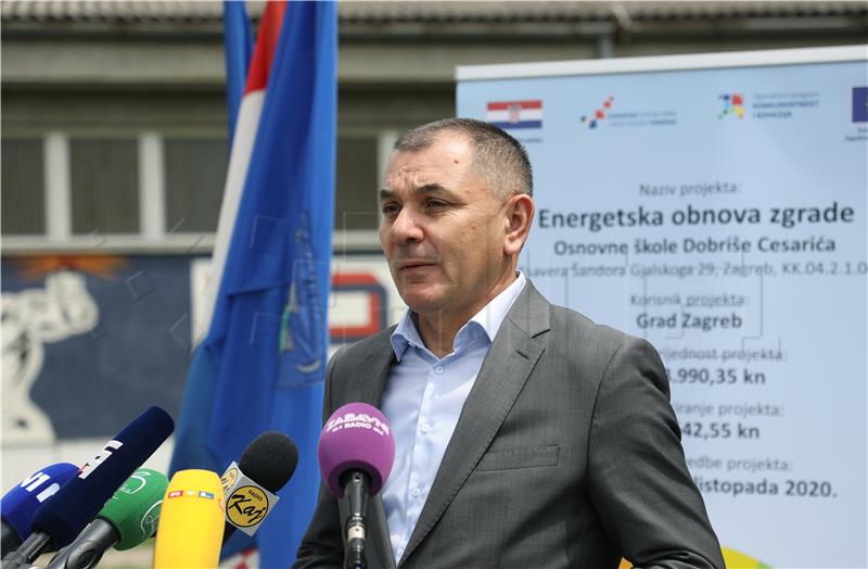 Konferencija za medije povodom energetske obnove OŠ Dobriše Cesarića