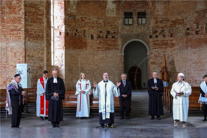 Njemačka: u koronakrizi porastao broj napada na Židove i ljude azijskog porijekla