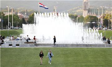 Zagrebačke fontane za djelatnike Čistoće 