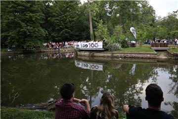 Koncerti Zagrebačke filharmonije na Labuđem otoku u ZOO vrtu