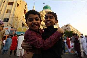 PAKISTAN RAMADAN EID AL-FITR ISLAM BELIEF