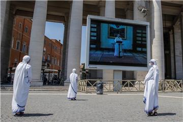 Građani ponovno na Trgu svetog Petra, Papa pozvao na zaštitu okoliša