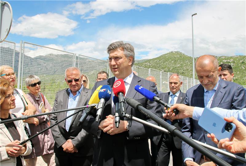 Plenković posjetio pogone Mesne industrije Braća Pivac