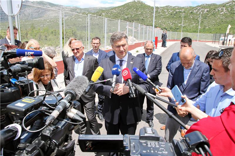 Plenković posjetio pogone Mesne industrije Braća Pivac