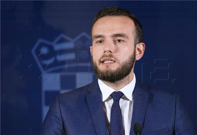 Aladrovic: Agreement reached with public services, holiday bonus to be paid out