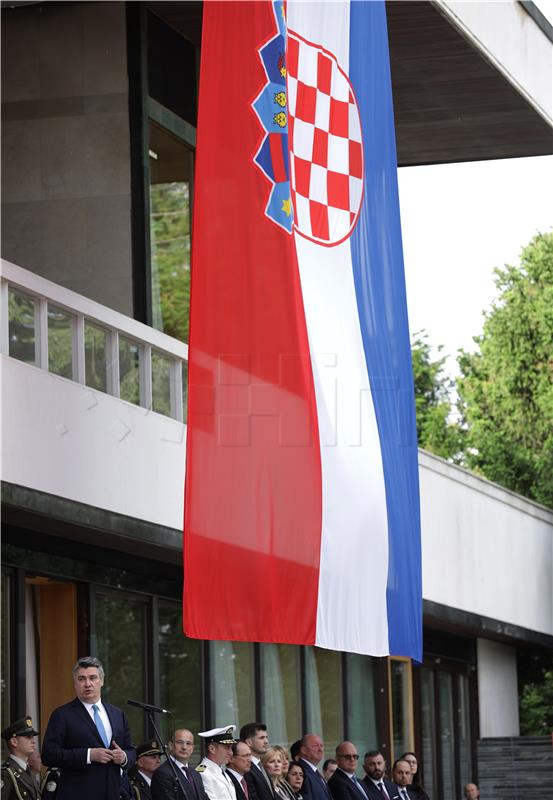 Predsjednički prijam u prigodi Dana hrvatske vojske i Dana hrvatske kopnene vojske