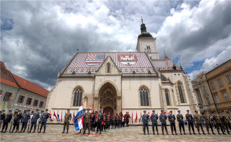 Dan državnosti: Svečanost na Trgu svetog Marka 