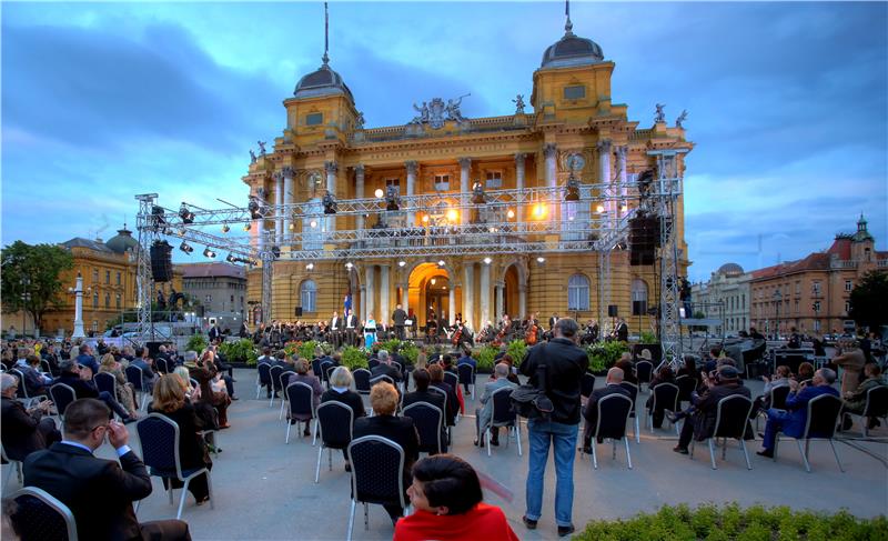 Svečani koncert za Dan državnosti ispred HNK