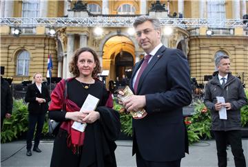 Koncert ispred HNK povodom Dana državnosti