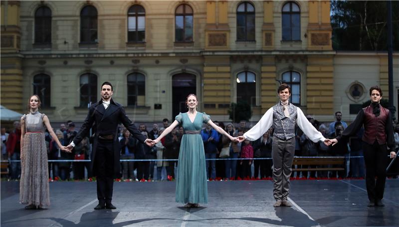 Koncert ispred HNK povodom Dana državnosti