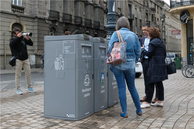 Predstavljani EcoMolbile beskontaktni pametni spremnici