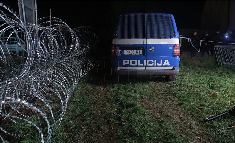 Slovenija zbog migranata rasporedila tisuću policajaca na granici s Hrvatskom