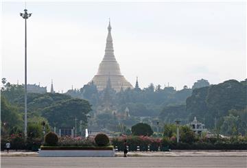 MYANMAR DAILY LIFE